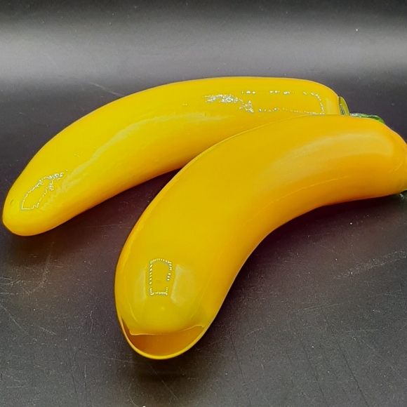 Vintage Art Glass Bananas Yellow Fruit Lot Of 2 MCM Life Size Murano Style - Picture 3 of 5